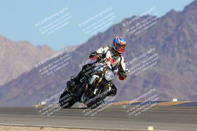 media/Oct-01-2023-SoCal Trackdays (Sun) [[4c570cc352]]/Turn 9 Set 1 (950am)/